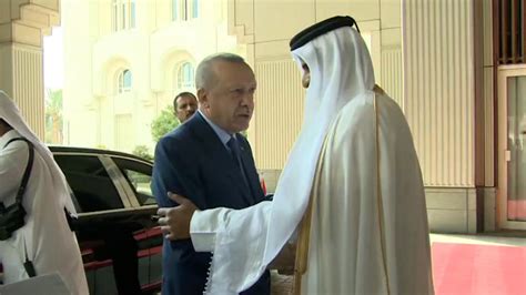 E­r­d­o­ğ­a­n­­d­a­n­ ­s­ü­r­p­r­i­z­ ­K­a­t­a­r­ ­z­i­y­a­r­e­t­i­